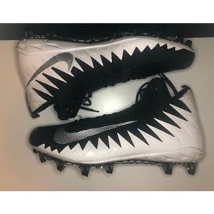 Brand New Nike Alpha Menace Cleats